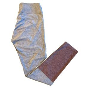 💕 Women’s Outdoor Voices rose/brown multi-colored leggings in size medium